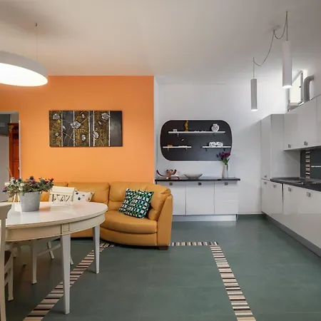 Rosa Apartment *