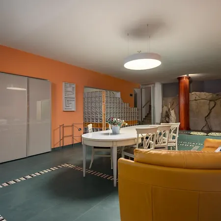 Rosa * Labin (Istria)